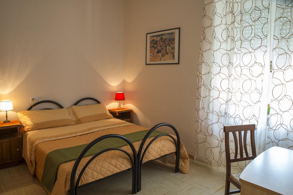 B&B Dei Filosofi Bed And Breakfast Перуджа Стая снимка